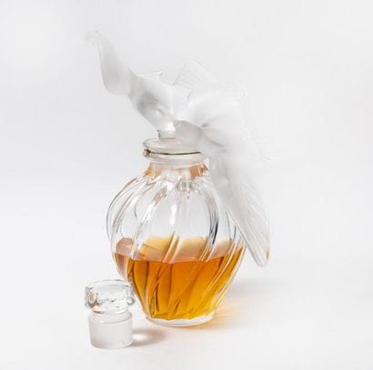 NINA RICCI & LALIQUE FRANCE
L'air du temps.
Flacon...