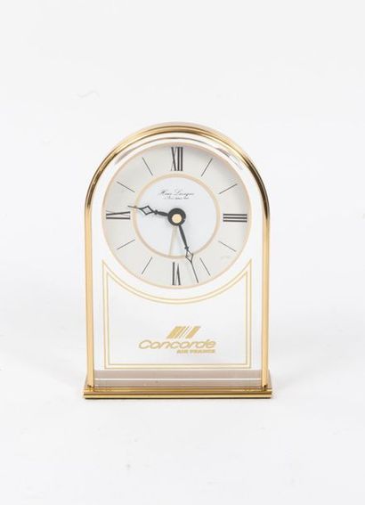 HOUR LAVIGNE
Pendulette borne Concorde Air...