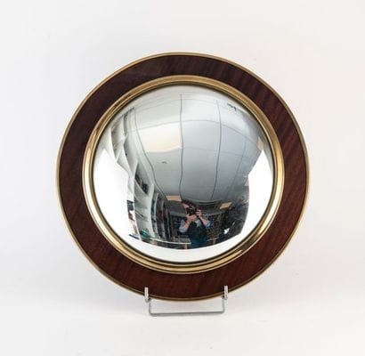 VANDERVOORDE PARIS
Miroir sorcière.
En bois...