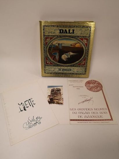 DE DRAEGER
Dali. 
Le soleil noir éditeur,...