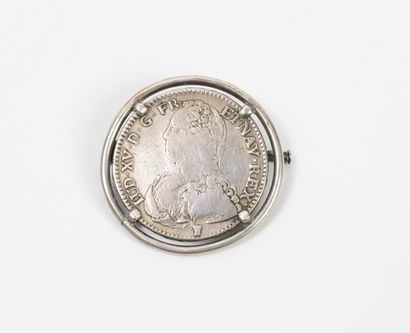 France
Silver pendant (min. 800) holding...