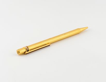 MUST DE CARTIER, TRINITY
Stylo bille en métal...