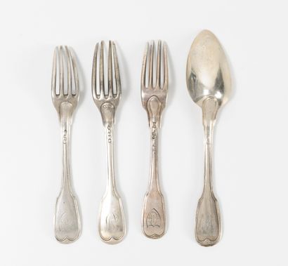 Lot de couverts de table, de modèle à filets,...