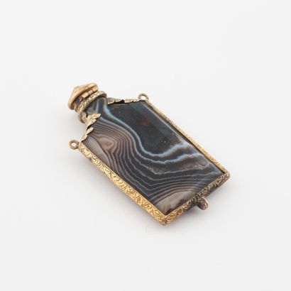 Salt flask, to hang, in zoned agate and yellow...