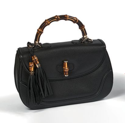 GUCCI
Sac Bambou Oversize en veau grainé...