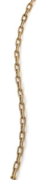 HERMES Paris

Collier en or jaune (750) à...
