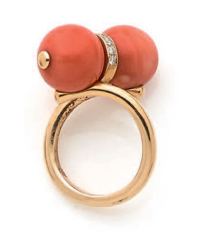* Amusante bague cocktail en or jaune (750)...