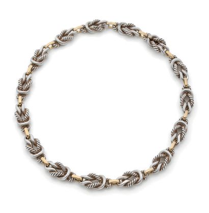 HERMES Paris

Collier articulé à maillons...
