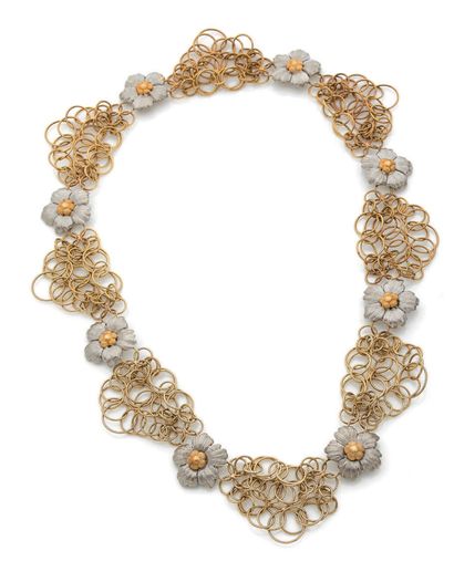 BUCCELLATI
Élégant collier en ors jaune et...