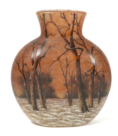Etablissements DAUM à Nancy
Vase with a flattened...