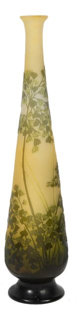 ÉTABLISSEMENTS GALLÉ
High tapered vase on...