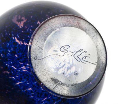 ÉTABLISSEMENTS GALLÉ
Small ovoid cup on heel.
Study...