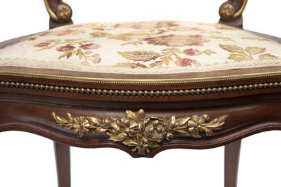 FRANCOIS LINKE (1855-1946)
Chaise de chambre...