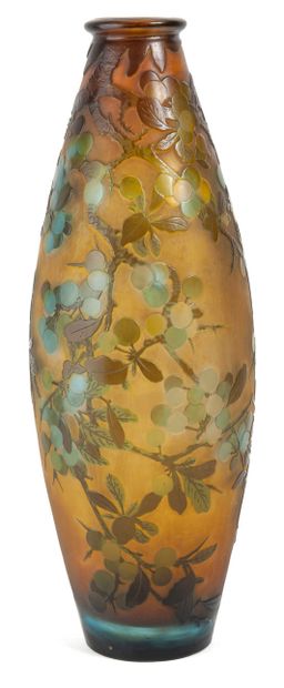 ÉTABLISSEMENTS GALLÉ
Spindle vase with flat...
