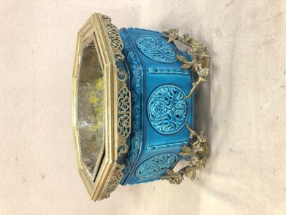 Théodore DECK (1823-1891)
Jardinière octogonale...