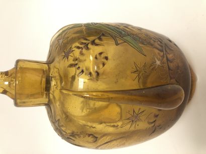 Émile GALLÉ (1846-1904)
Convex bottle on...