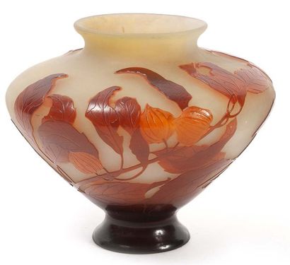 ÉTABLISSEMENTS GALLÉ
Vase toupie sur petit...