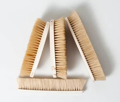 Partie de garniture de toilette, chiffrée...