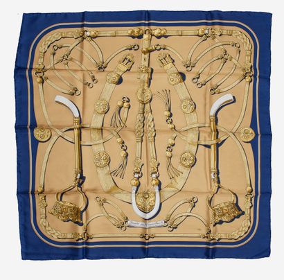 HERMES, Paris
Carré en twill de soie imprimé...