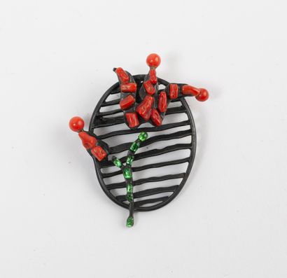 GAROUSTE & BONETTI
Broche de forme ovale...