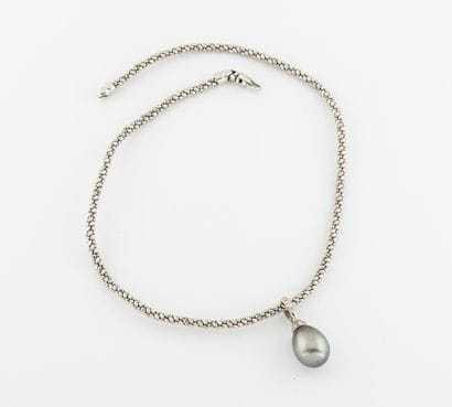 Collier en or gris (750) à maille fantaisie....