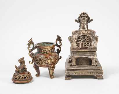 CHINE, début du XXème siècle
- Sage assis...