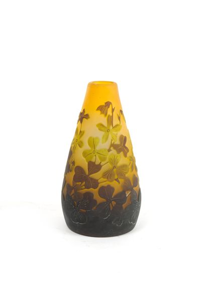ÉTABLISSEMENTS GALLÉ

Petit vase tronconique...