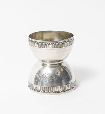 Silver napkin ring (950) in the shape of...