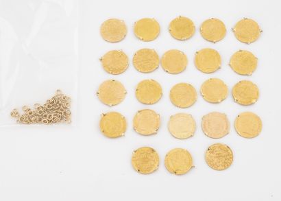 Lot of 23 pieces of 10 francs gold. 

Traces...