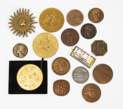 Lot of various medals or plaques and some...