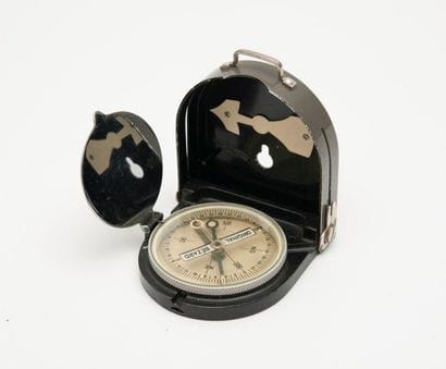 France
Original Compass BEZARD by LUFT n°20195.
In...