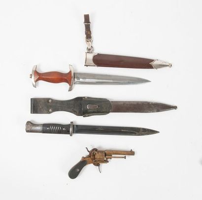 Lot including: 
- SA (Sturmabteiling) modill...