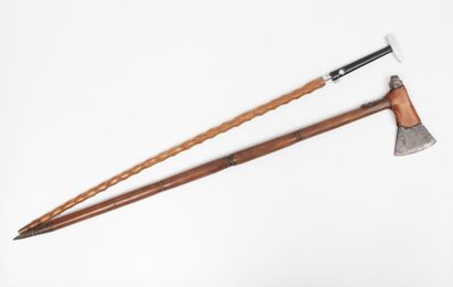 Two canes:
- Corkscrew cane, cigar cutter,...