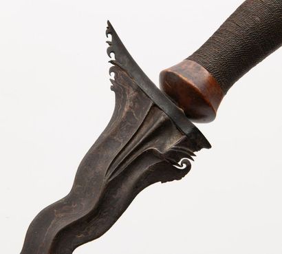 INDONÉSIE
Kriss. 
Wooden handle and braided...