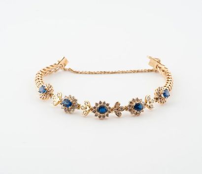 Articulated bracelet in yellow gold (750)...