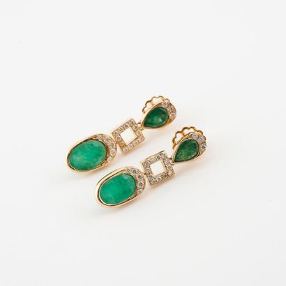 Pair of yellow gold (750) earrings made of...