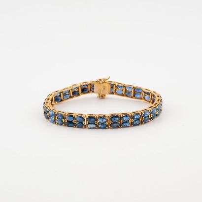 Bracelet ligne articulé en or jaune (375)...