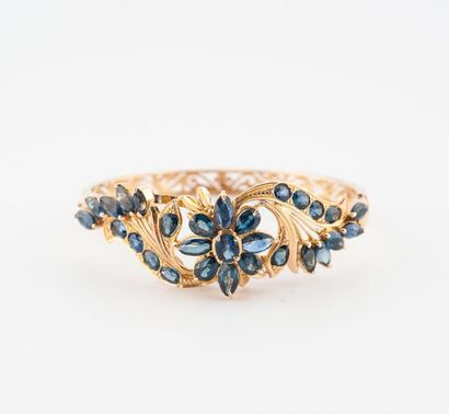 Bracelet jonc ouvrant en or jaune (585) à...