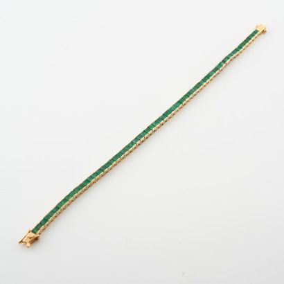 Articulated line bracelet in yellow gold...