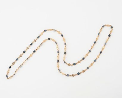 Necklace in yellow gold (585) made of small...