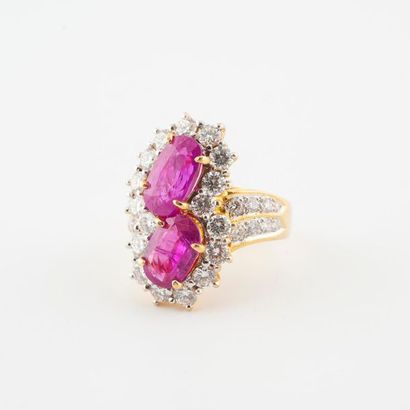 Importante bague en or jaune (750) de type...