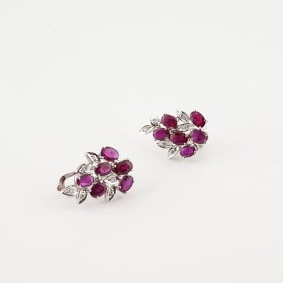 Paire de clips d'oreilles en argent (925)...