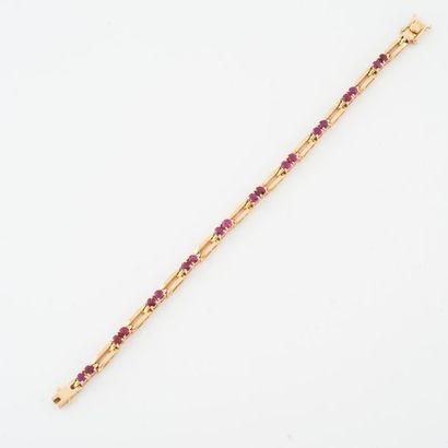 Articulated bracelet in yellow gold (750)...