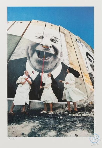 JR (1983)
28 MILLIMETRES, FACE 2 FACE, NUNS...