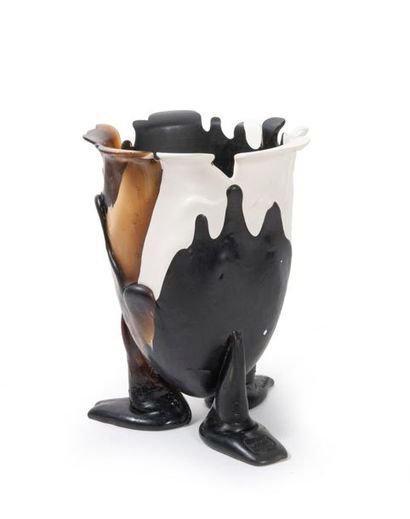 GAETANO PESCE (1939)
Amazonia vase, 2014....