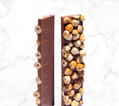 4 tablettes de chocolat noisettes démentes...