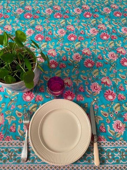 Nappe en coton, six sets de table et six...