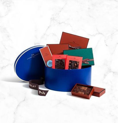 Boite Cadeau Merengue de La Maison du Chocolat


Sumptuous...