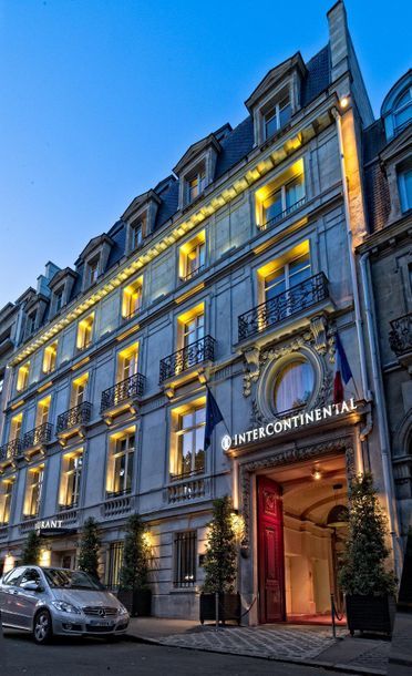 Une nuit à L'Intercontinental avenue Marceau*****...