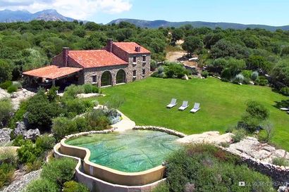Deux nuits au Domaine de Murtoli***** en...